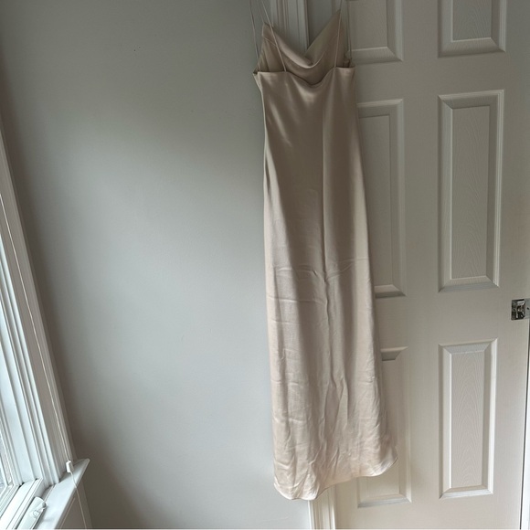 NWT Alice + Olivia Harmony Slip Dress in Taupe - Picture 3 of 5